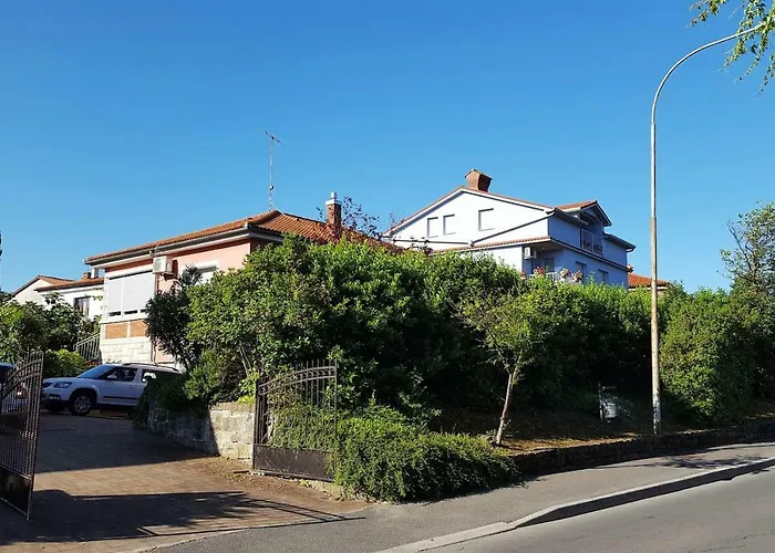 Apartment Mila - Charming Near The Sea Izola